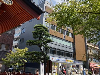 EN The HOUSE Asakusa Nitenmon